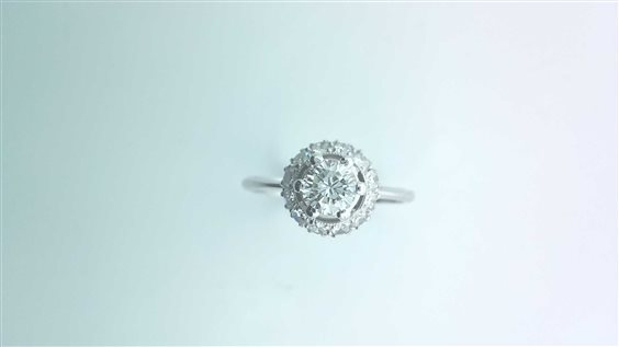 Anello Sommer Gioielli Donna LUXURY in Oro bianco Diamante 0.40 Ct SOLITARIO DIA CT 0.40-0.12 SOMMER - SOLITARIO DIA CT 0.40-0.12 SOMMER